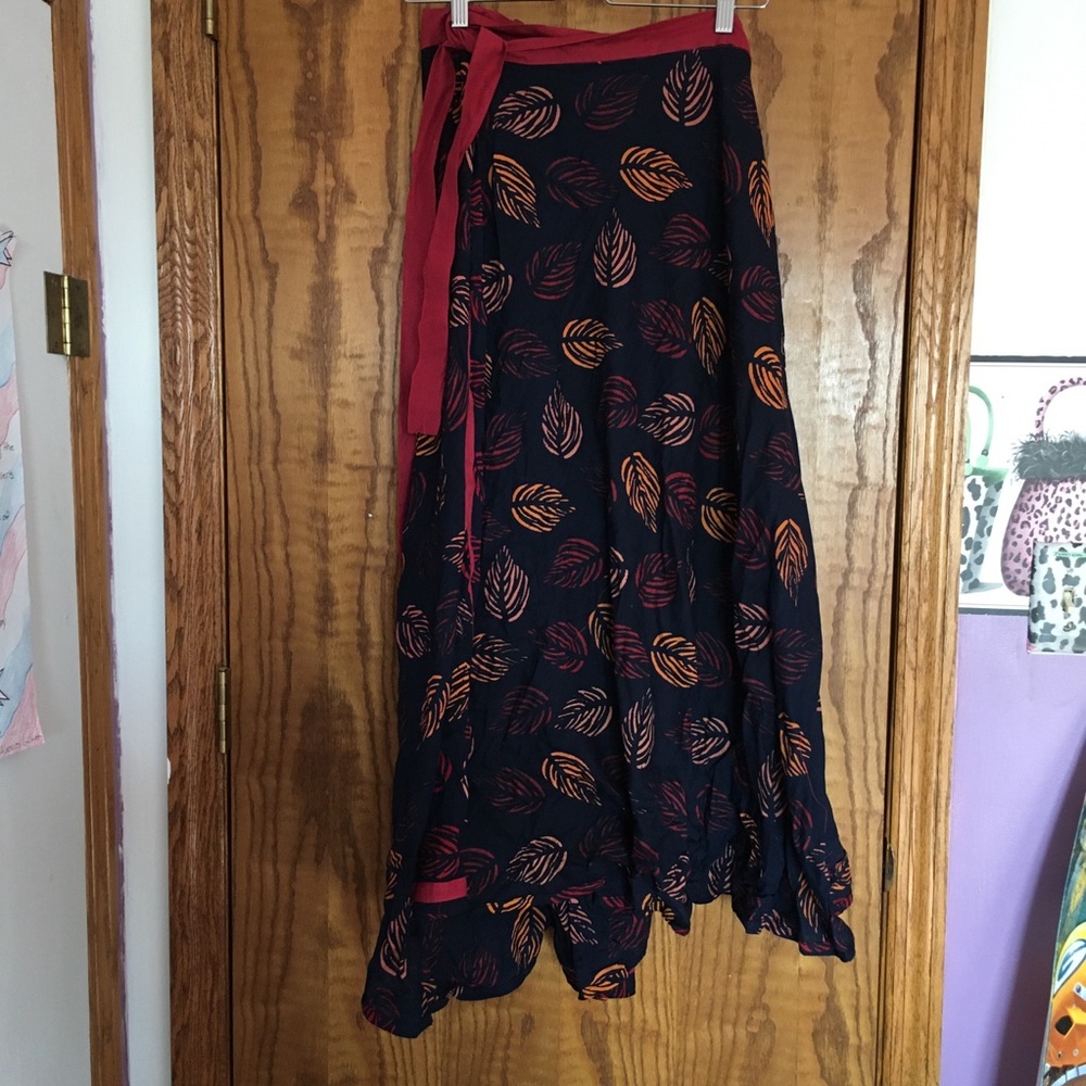 Leaf Print Wrap Skirt
